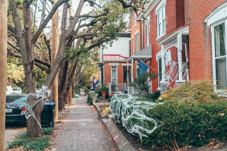 Butchertown street on the NuLu Food Walking Tour