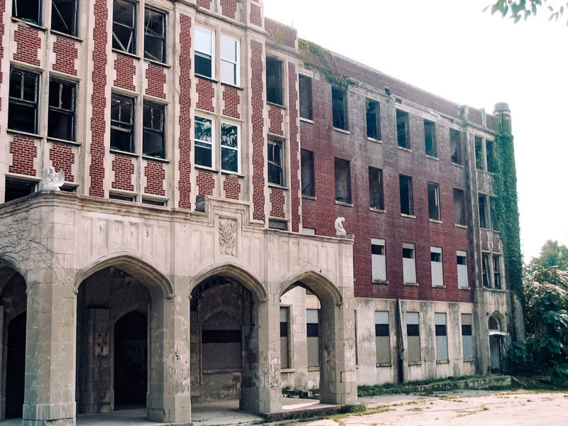 Waverly Hills Sanatorium, home to a Haunted Ghost Tour in Louisville Kentucky