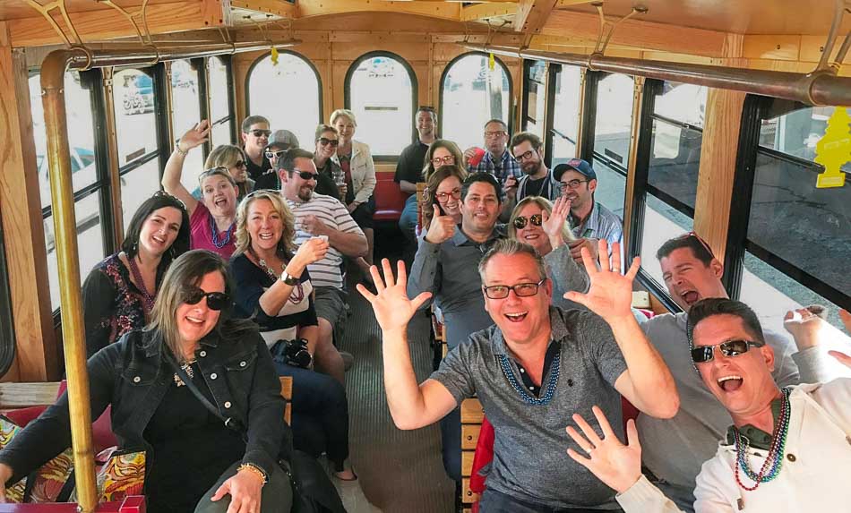trolley tour group in louisville kentucky